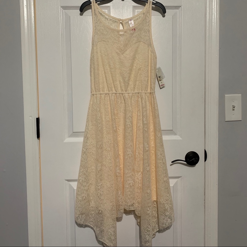 cream white lace dress👼